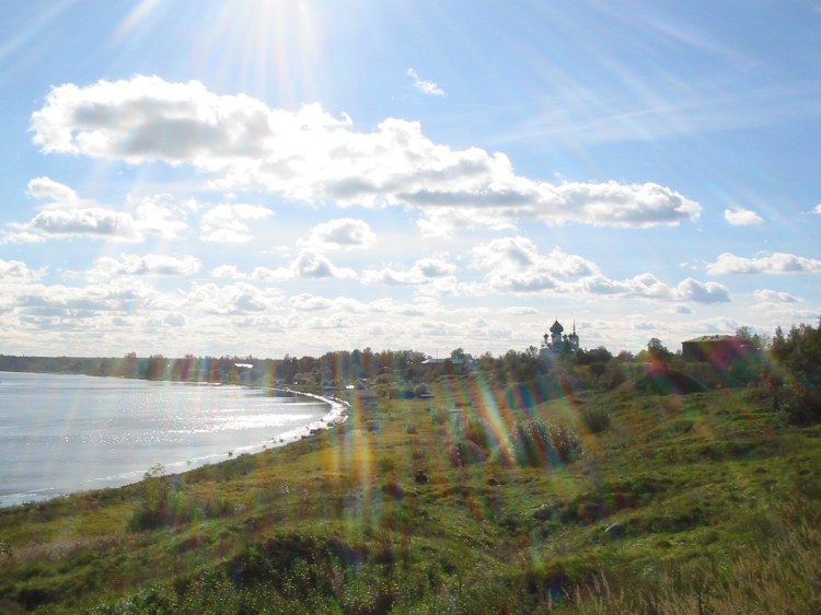 Вид с сопок на Старую Ладогу