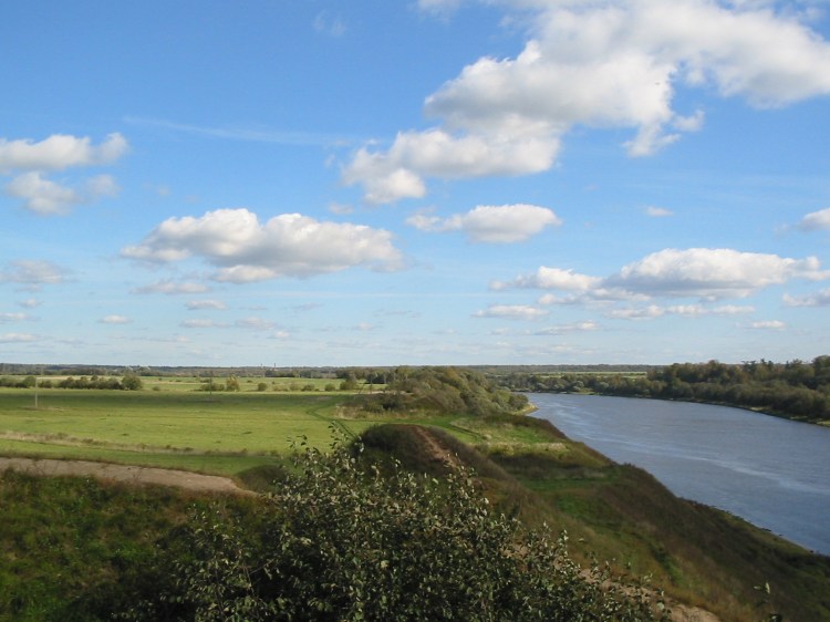Вид с сопок на Волхов