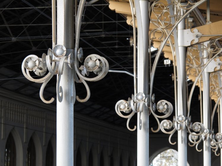 Украшения на вокзале