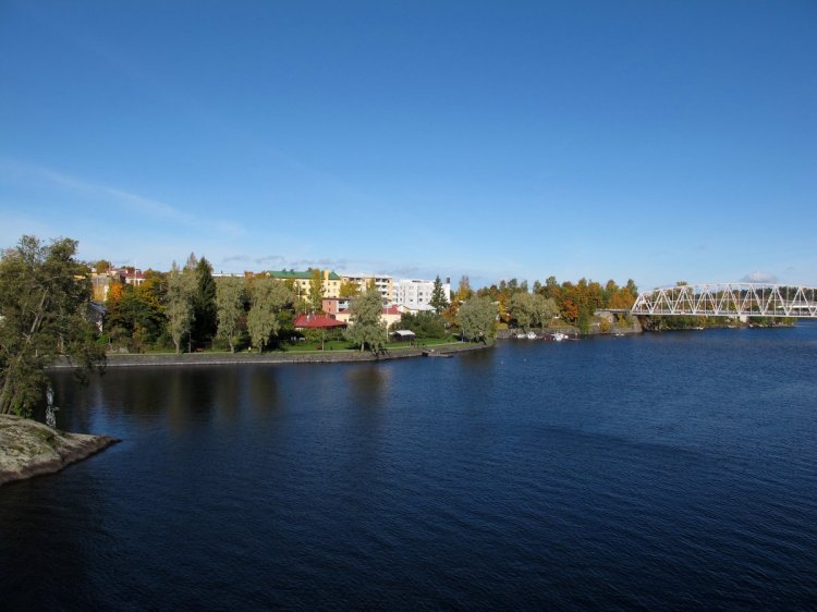 Вид на Савонлинну с крепостной стены