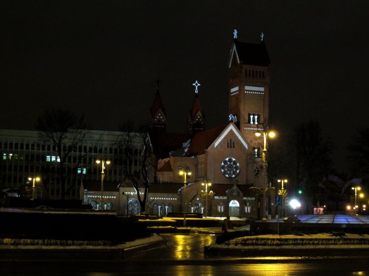Костел на центральной площади