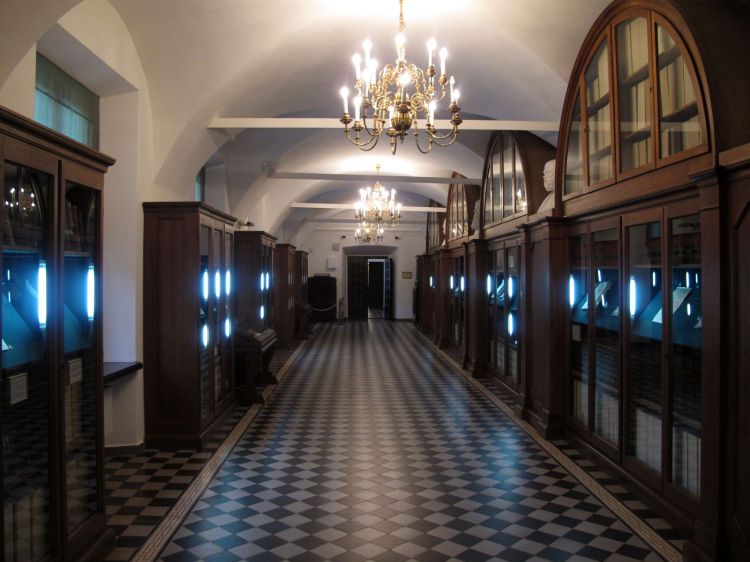 Библиотека