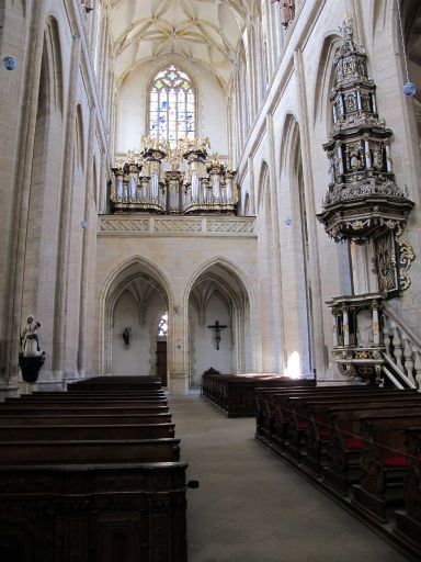 Орган Орган в соборе