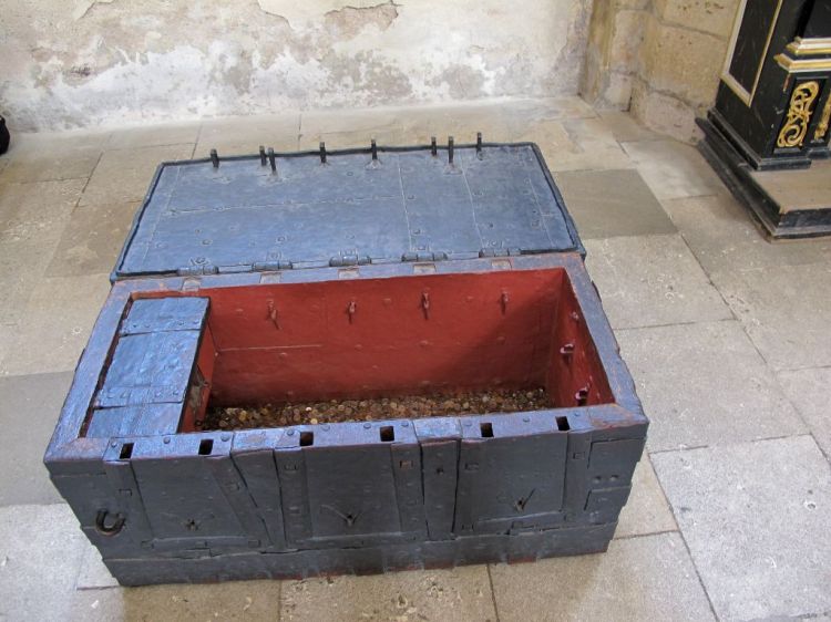 Сокровища Сундук для перевозки податей