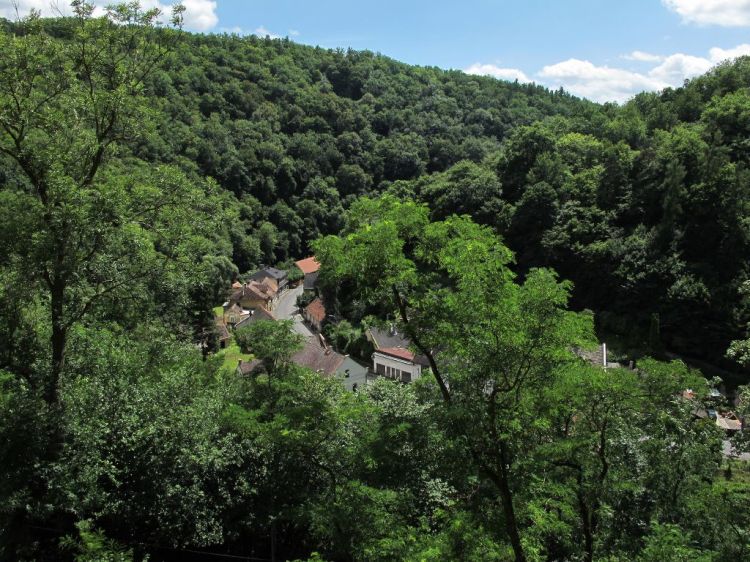 Деревушка внизу