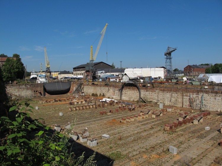 Сухие доки в крепости