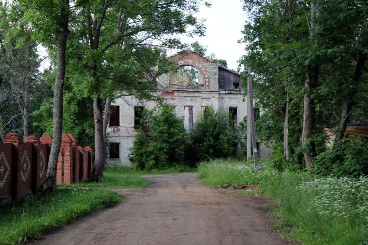 Лопухинская усадьба