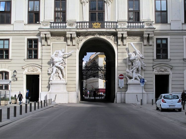 Ворота Хофбурга