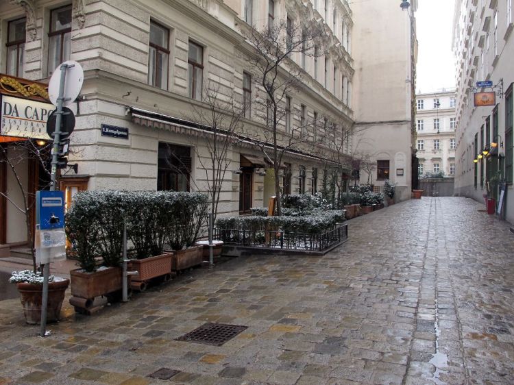 Снежные улицы