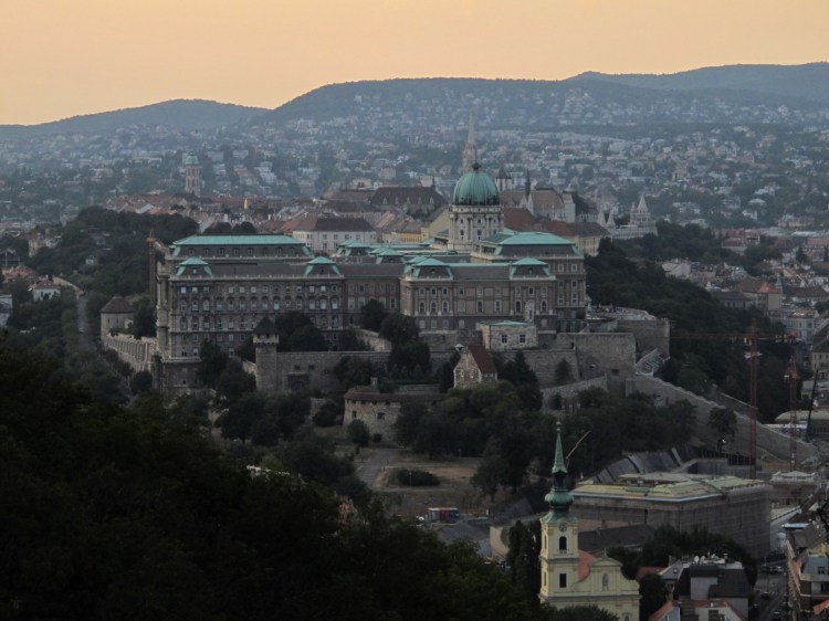 Королевский дворец