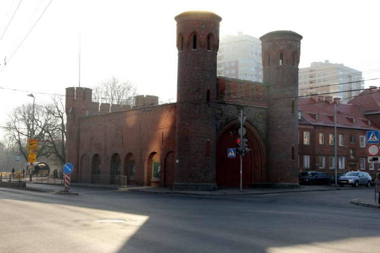 Закхаймские ворота