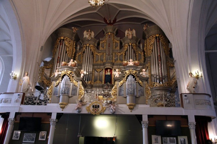 Орган домского собора