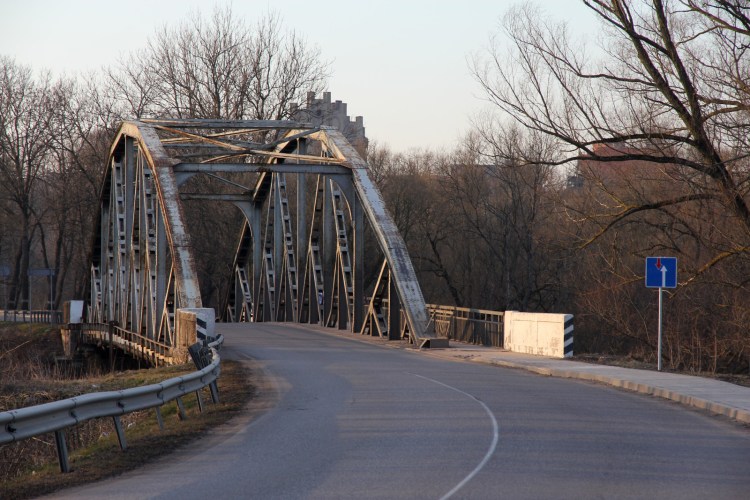 Мост через Инструч