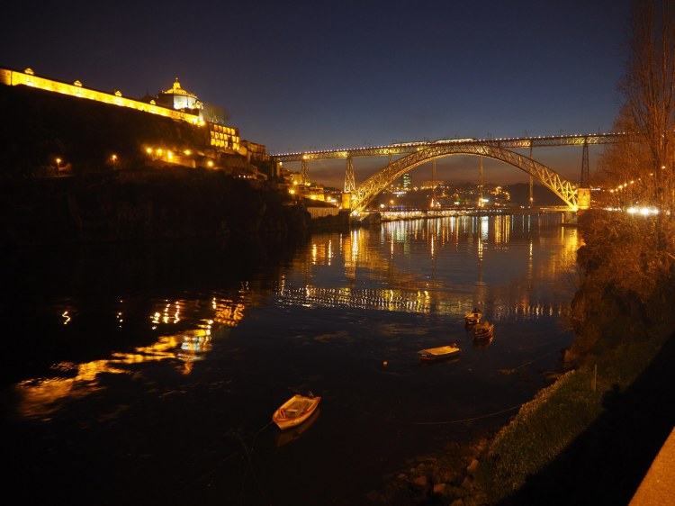 Ночной Порту